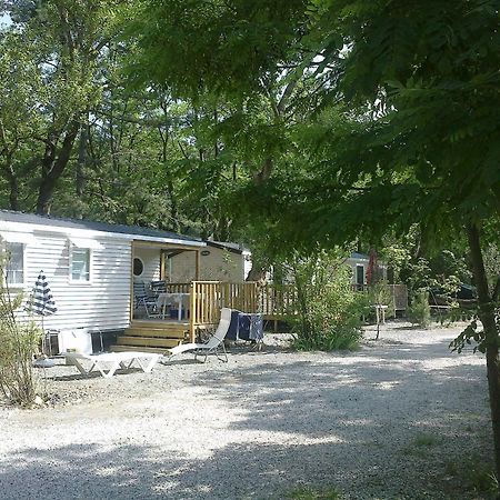 Les Acacias Hotel Vercheny Kültér fotó