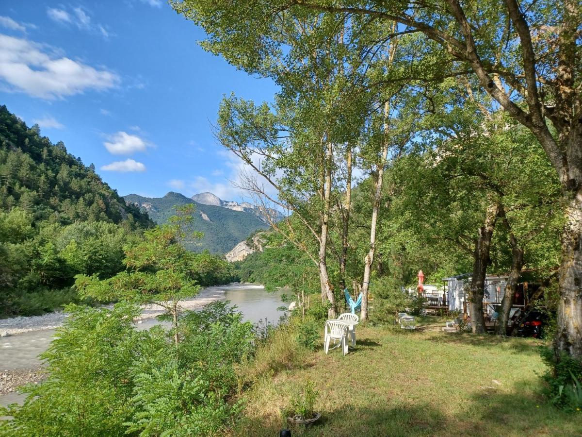 Les Acacias Hotel Vercheny Kültér fotó