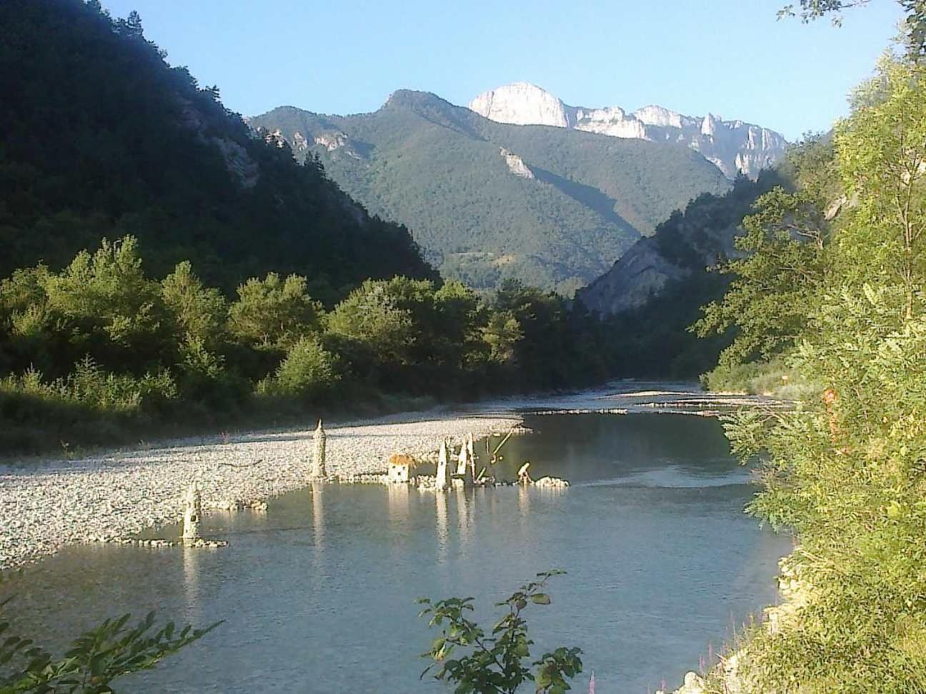 Les Acacias Hotel Vercheny Kültér fotó