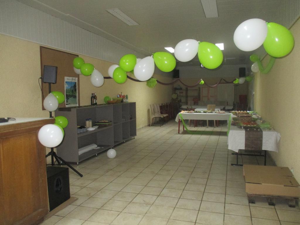 Les Acacias Hotel Vercheny Kültér fotó