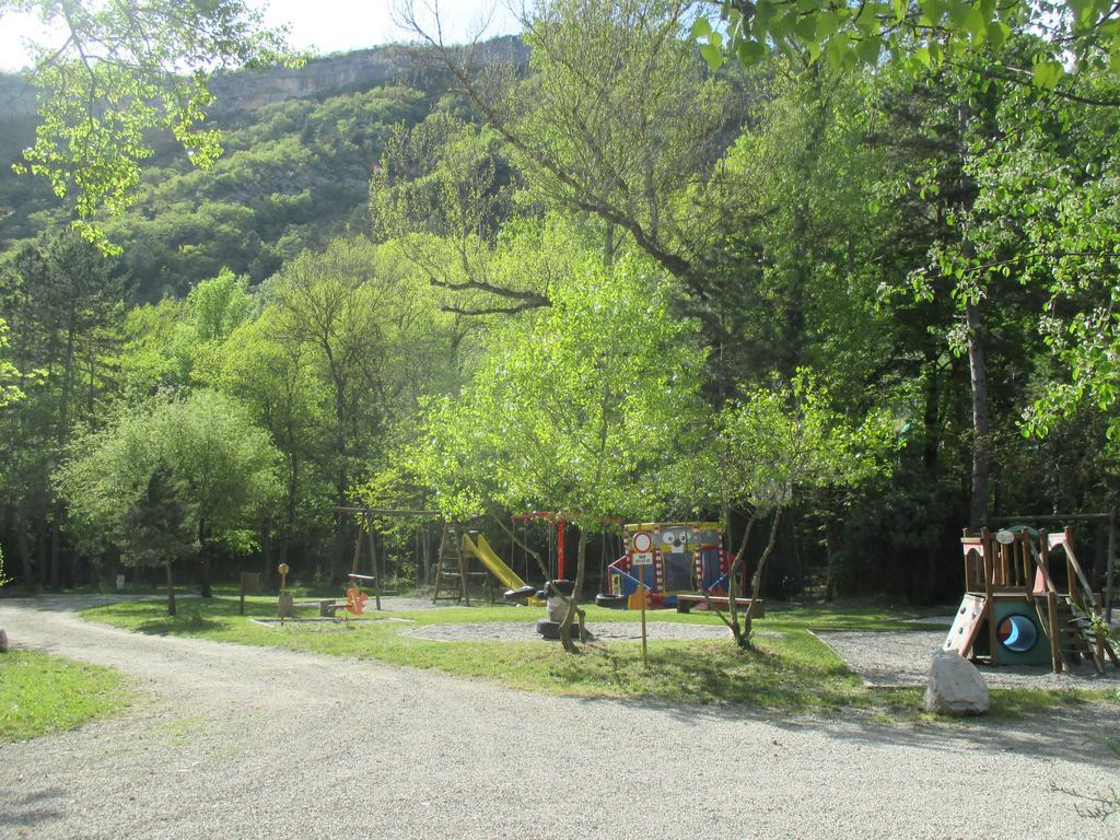 Les Acacias Hotel Vercheny Kültér fotó