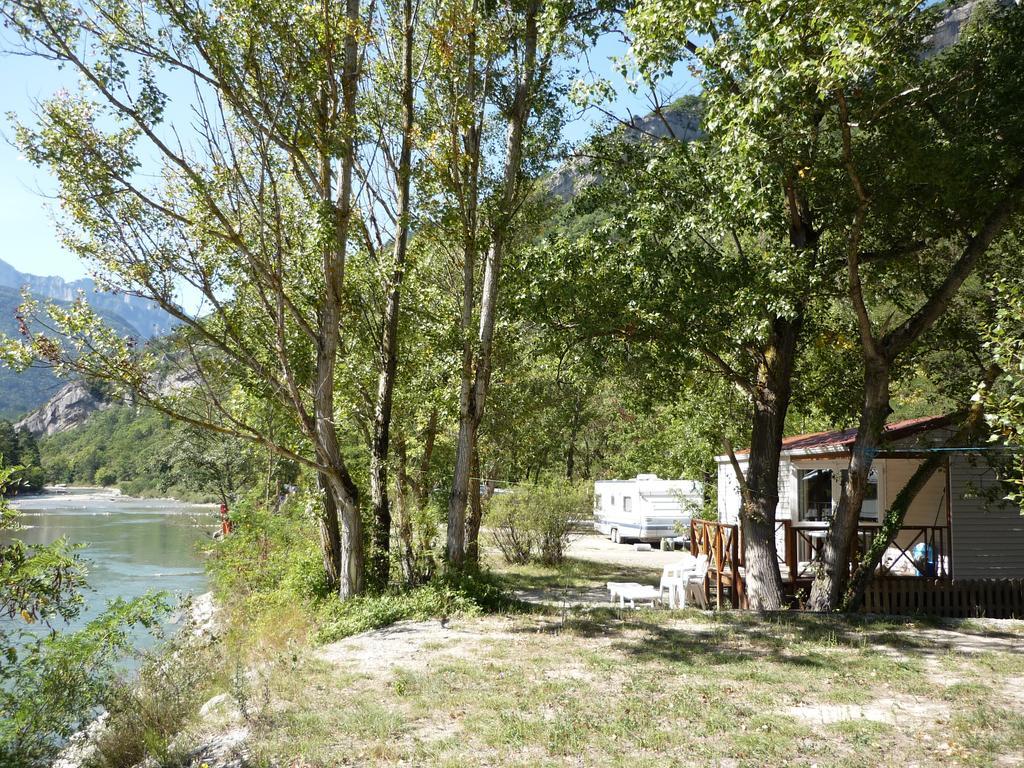 Les Acacias Hotel Vercheny Kültér fotó