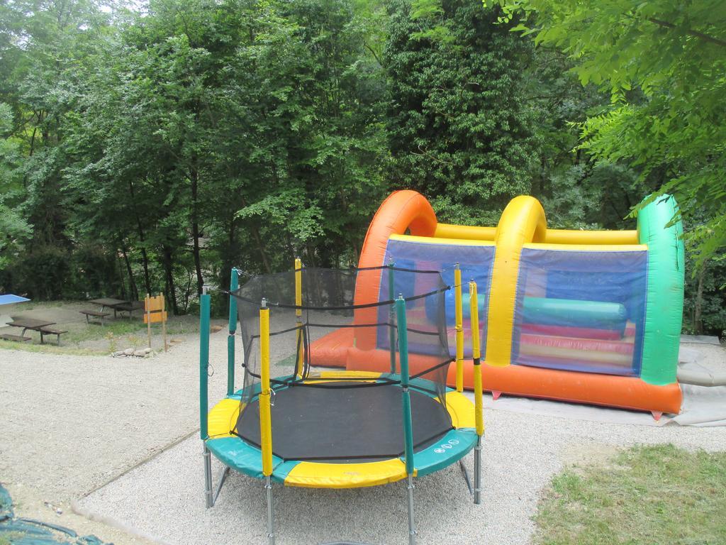 Les Acacias Hotel Vercheny Kültér fotó