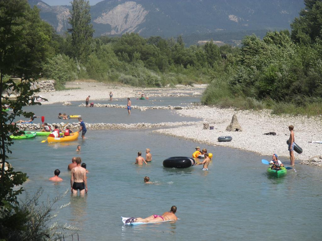 Les Acacias Hotel Vercheny Kültér fotó
