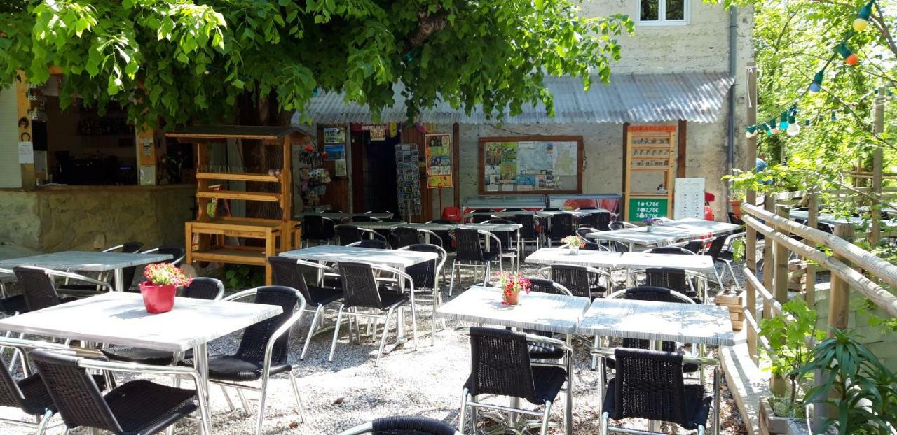 Les Acacias Hotel Vercheny Kültér fotó