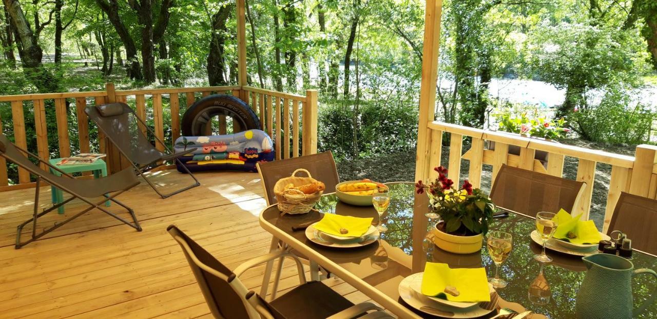 Les Acacias Hotel Vercheny Kültér fotó